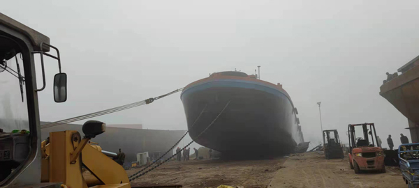 恭喜李老板船只下河，船號（四航258）